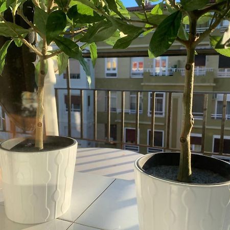Un Hogar En El Centro Con Parking Gratuito Apartment Zaragoza Exterior foto