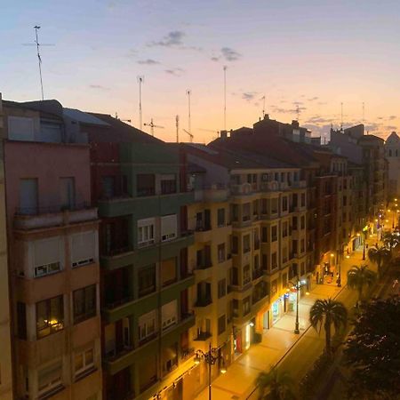 Un Hogar En El Centro Con Parking Gratuito Apartment Zaragoza Exterior foto