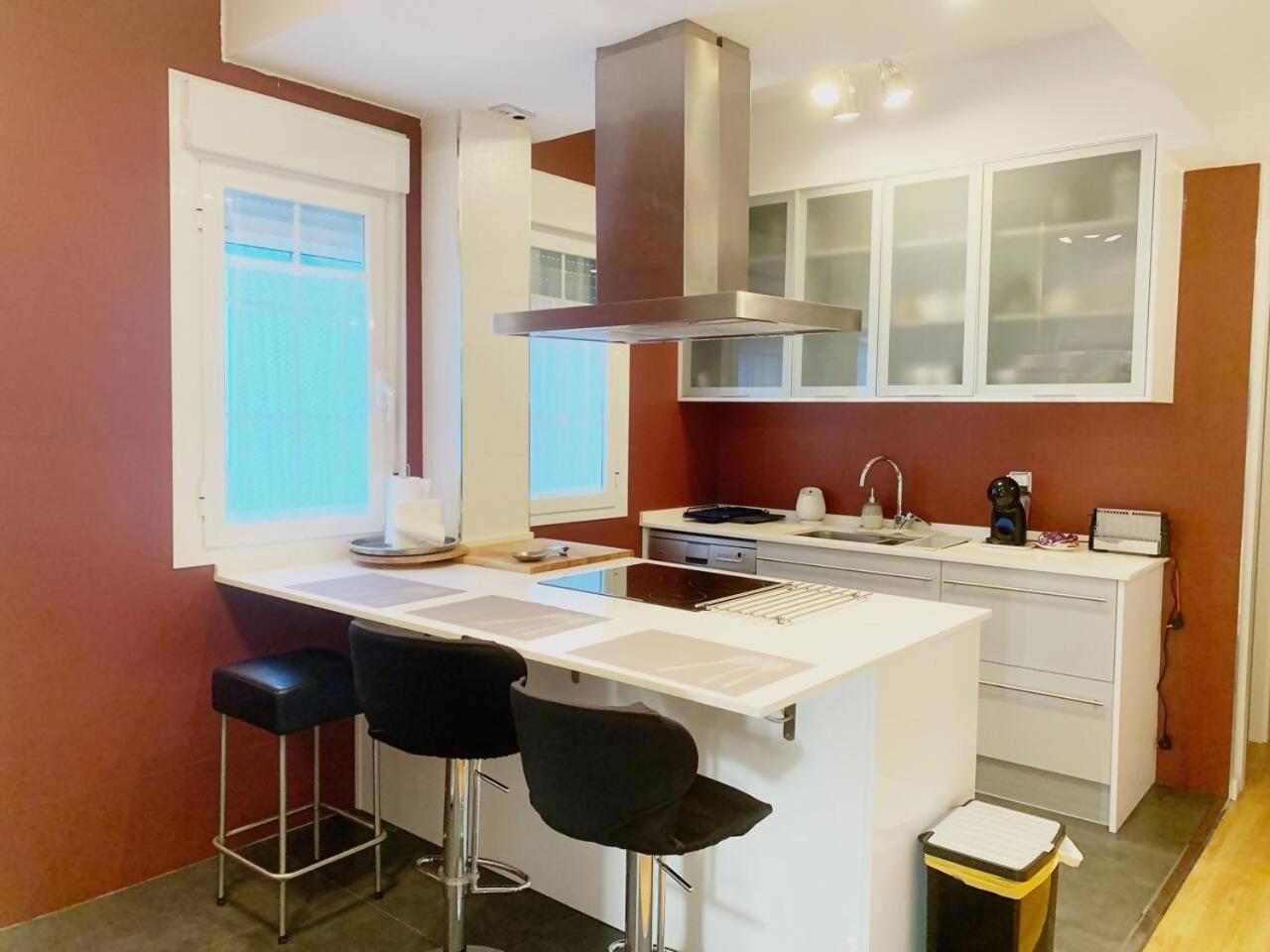 Un Hogar En El Centro Con Parking Gratuito Apartment Zaragoza Exterior foto